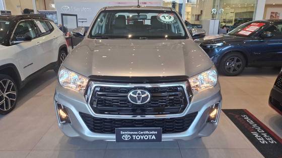 TOYOTA HILUX 2.8 SRV 4X4 CD 16V DIESEL 4P AUTOMÁTICO TOYOTA HILUX 2.8 SRV 4X4 CD 16V DIESEL 4P AUTOMÁTICO
